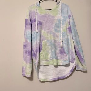 SOUTHERN SPIRIT: Light sweatshirt